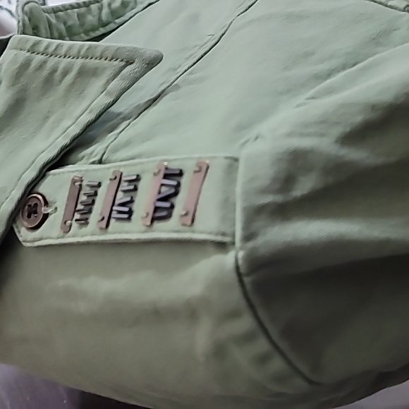 New York & Company Top - Picture 4 of 8